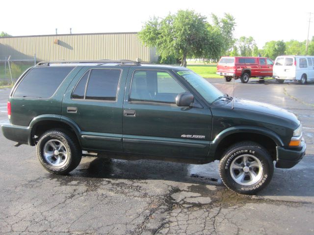 Chevrolet Blazer 2003 photo 1