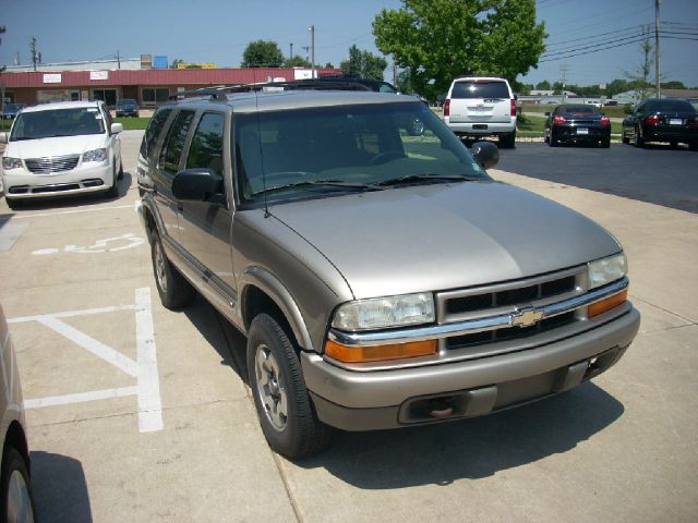 Chevrolet Blazer 2003 photo 2