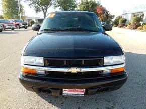 Chevrolet Blazer 2003 photo 2