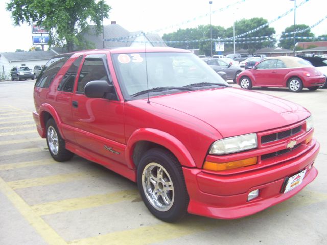 Chevrolet Blazer 2003 photo 2