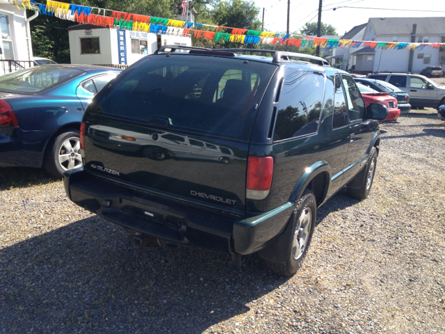 Chevrolet Blazer 2003 photo 1