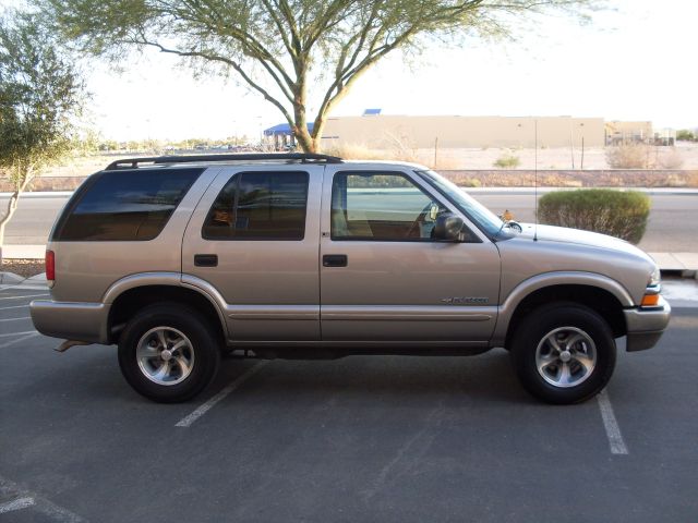 Chevrolet Blazer 2003 photo 1