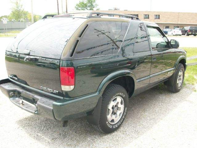 Chevrolet Blazer 2003 photo 3