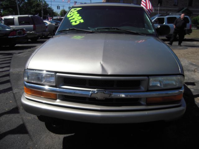 Chevrolet Blazer 2003 photo 1