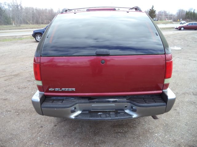 Chevrolet Blazer 2004 photo 3