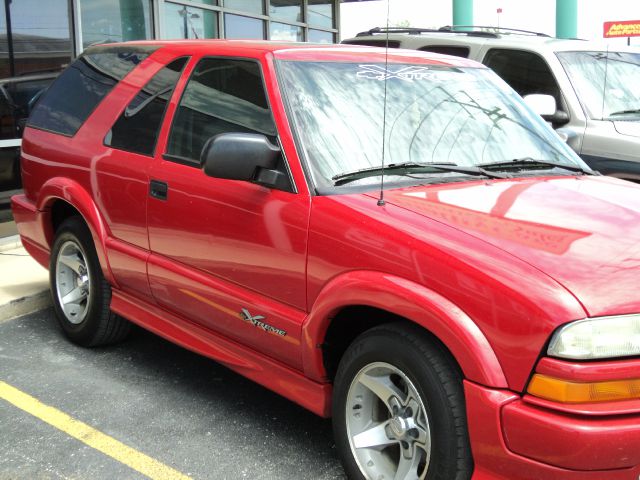 Chevrolet Blazer Awd,roof,luxury SUV