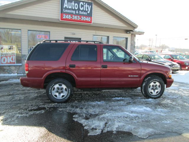 Chevrolet Blazer 2004 photo 1