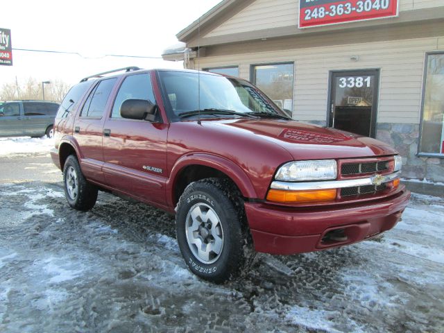 Chevrolet Blazer 2004 photo 2