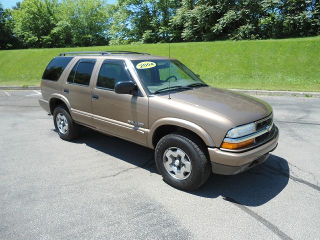 Chevrolet Blazer 2004 photo 3