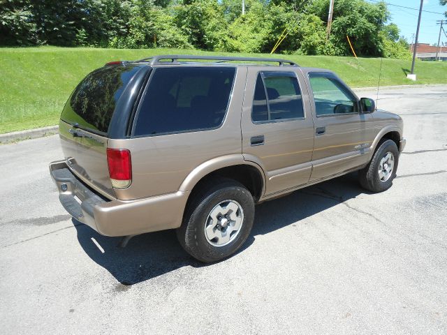 Chevrolet Blazer 2004 photo 4