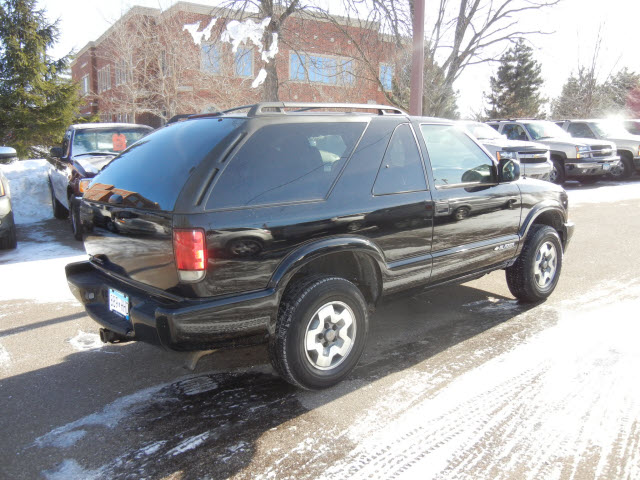 Chevrolet Blazer 2004 photo 1