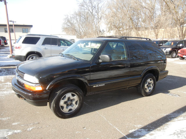 Chevrolet Blazer 2004 photo 3