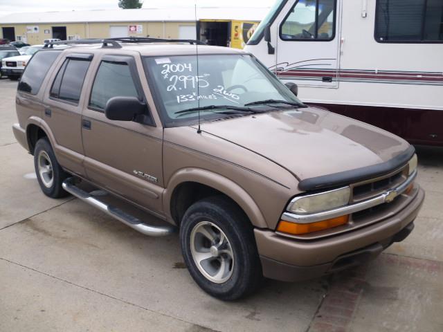 Chevrolet Blazer 2004 photo 2