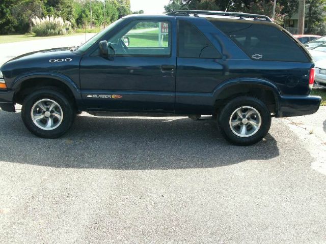 Chevrolet Blazer 2004 photo 2