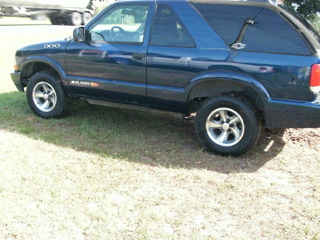 Chevrolet Blazer 2004 photo 4