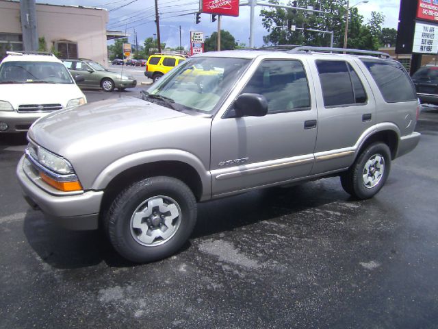 Chevrolet Blazer 2004 photo 3