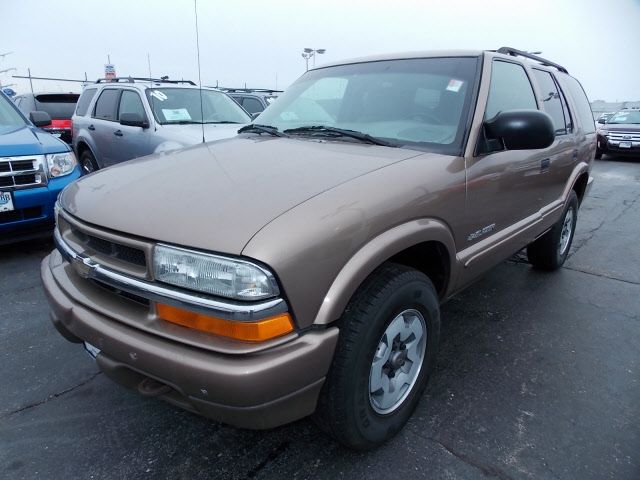 Chevrolet Blazer 2004 photo 1