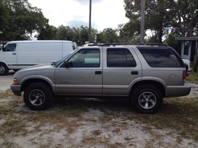 Chevrolet Blazer 2004 photo 3