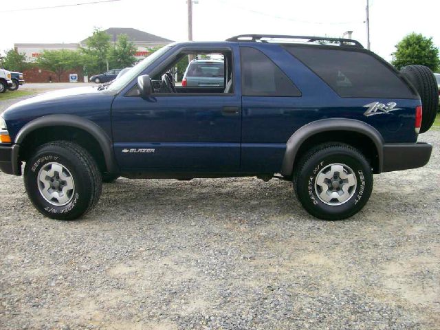 Chevrolet Blazer 2004 photo 1