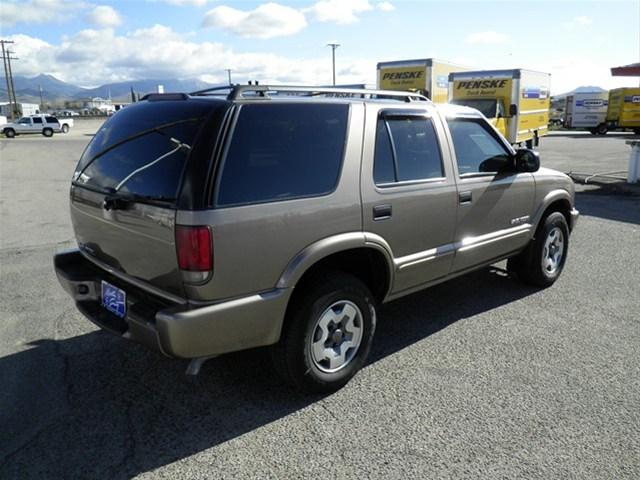 Chevrolet Blazer 2004 photo 3