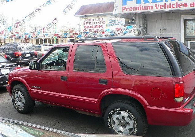 Chevrolet Blazer 2004 photo 3