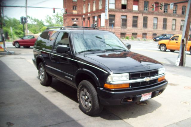 Chevrolet Blazer 2004 photo 1