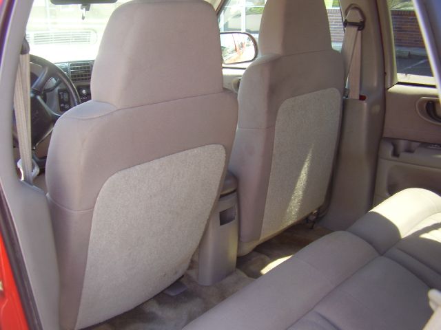 Chevrolet Blazer 2004 photo 3