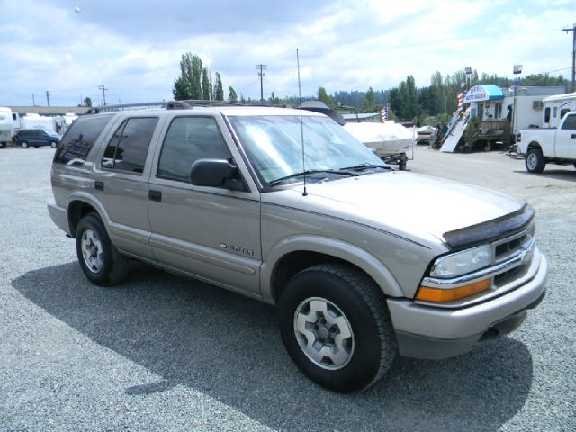 Chevrolet Blazer 2004 photo 3