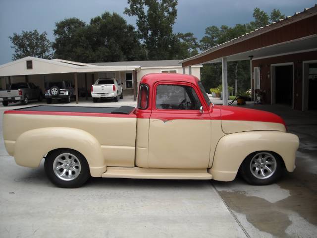 Chevrolet C10 1953 photo 2