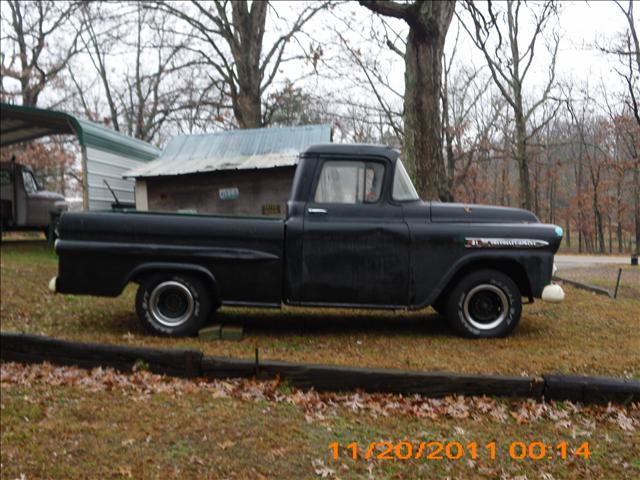 Chevrolet C10 1959 photo 2