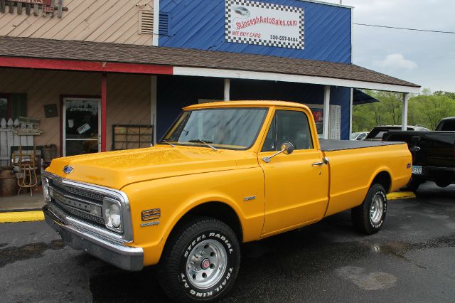 Chevrolet C10 1969 photo 1