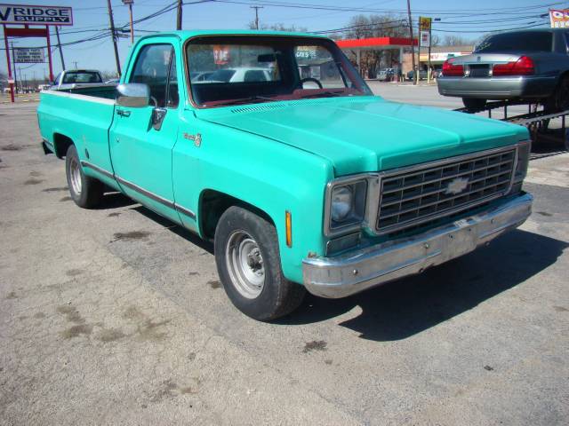 Chevrolet C10 1977 photo 1