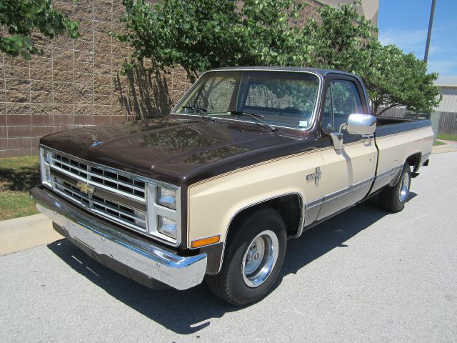 Chevrolet C10 1985 photo 1