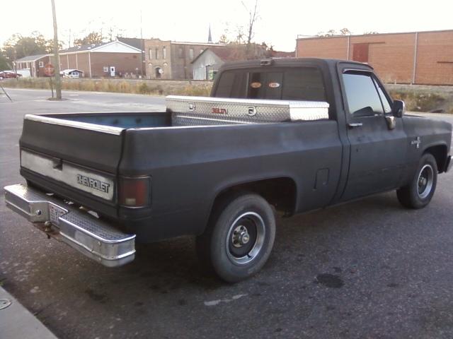 Chevrolet C10 1986 photo 2