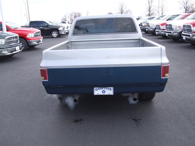 Chevrolet C10 1986 photo 3