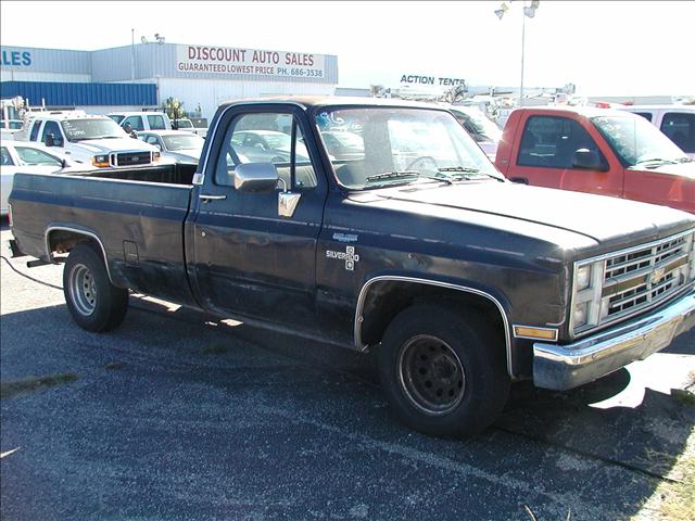 Chevrolet C10 Base Pickup