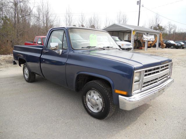 Chevrolet C10 1986 photo 3