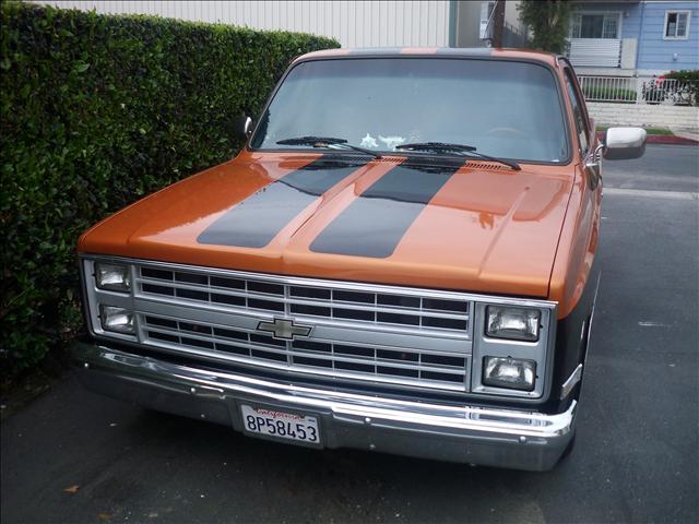 Chevrolet C10 1986 photo 1