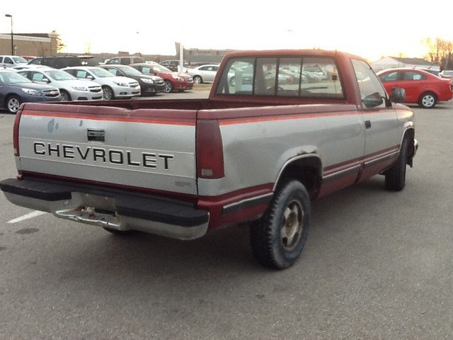 Chevrolet C1500 1989 photo 4