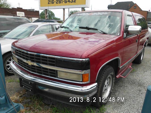 Chevrolet C1500 1992 photo 2