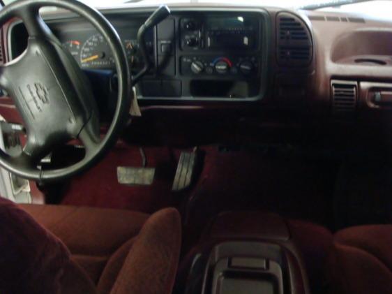 Chevrolet C1500 1995 photo 3