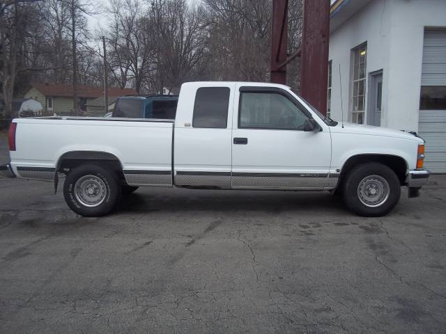 Chevrolet C1500 1996 photo 1