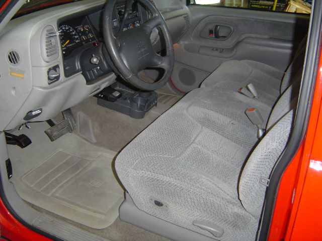 Chevrolet C1500 1996 photo 26