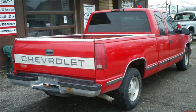 Chevrolet C1500 1996 photo 2