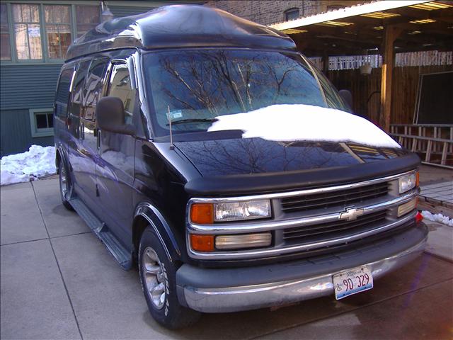 Chevrolet C1500 1997 photo 3