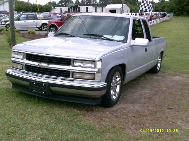 Chevrolet C1500 1997 photo 3