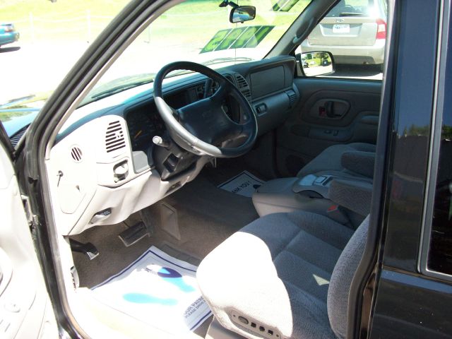 Chevrolet C1500 1997 photo 1