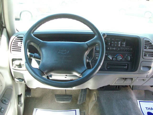 Chevrolet C1500 1997 photo 10