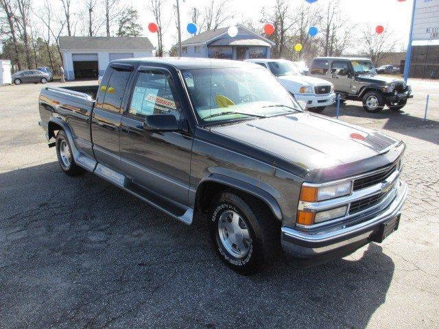 Chevrolet C1500 1997 photo 3