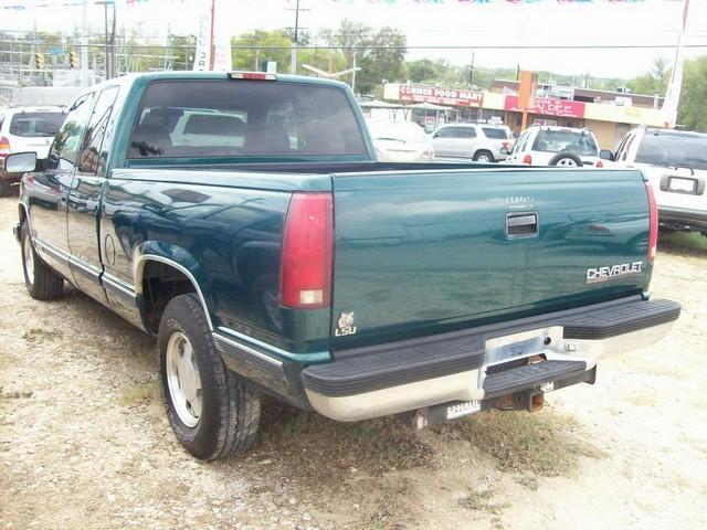 Chevrolet C1500 1998 photo 1